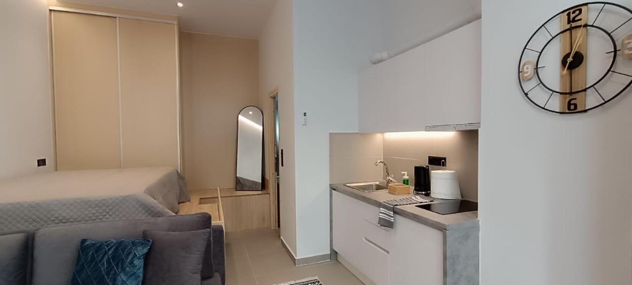 Aris Premium Accommodations Athen Exterior foto